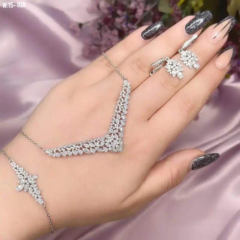 نیم ست نقره زنانه مدل برلیان کد 093