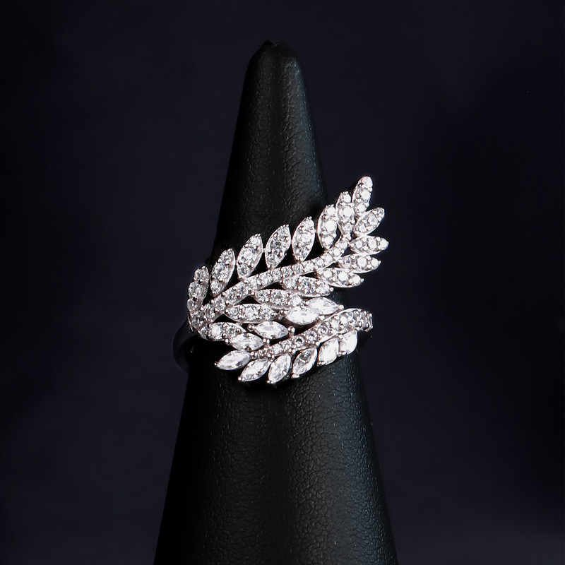 انگشتر نقره زنانه جی تی ای مدل نایس انگشتر نقره زنانه جی تی ای مدل نایس