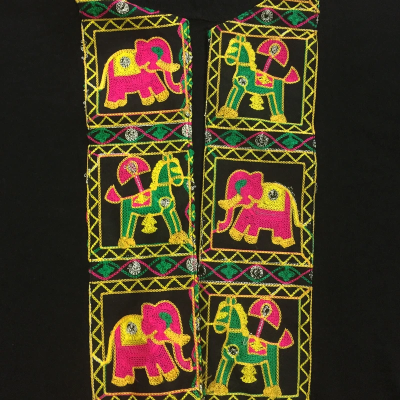 عکس شماره 7 : مانتو و شلوار زنانه مدل نخی ابر و بادی خامه دوزی کد tm-2715