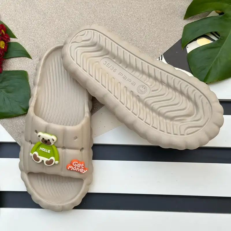 دمپایی زنانه پاپا مدل ندا