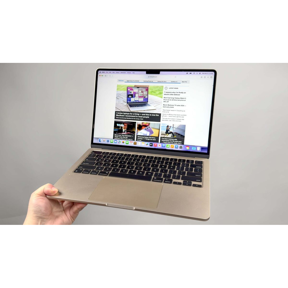 قیمت و خرید لپ تاپ 13.6 اینچی اپل مدل MacBook Air MXCU3 2024 قیمت و خرید لپ تاپ 13.6 اینچی اپل مدل MacBook Air MXCU3 2024