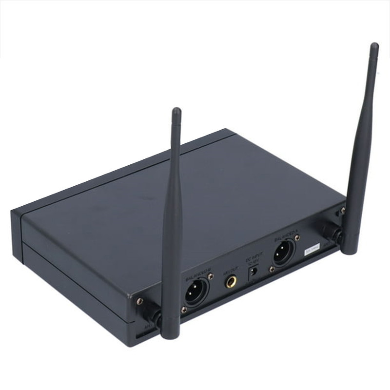 میکروفن بی سیم مدل دو کانال دستی کد TW100
