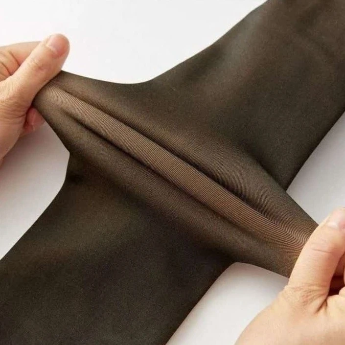 عکس شماره 8 : جوراب شلواری زنانه نانو مدل سه بعدی توکرکی زمستانی