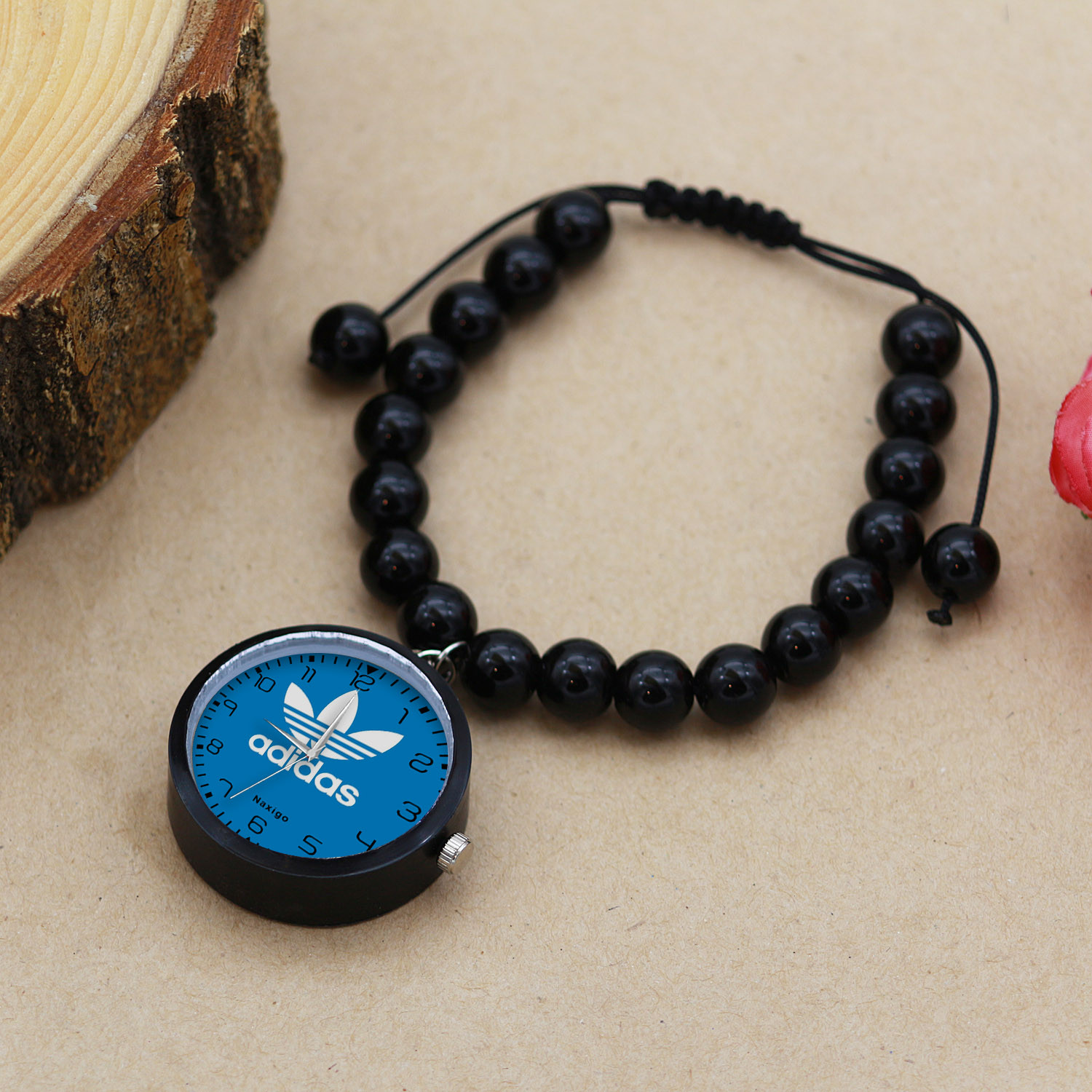 ساعت مچی عقربه ای ناکسیگو کد BF12527 ساعت مچی عقربه ای ناکسیگو کد BF12527