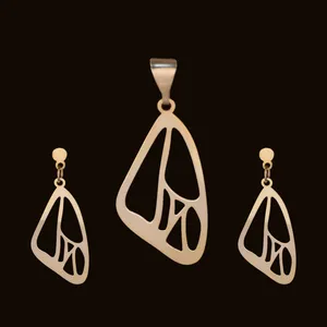 نیم ست طلا 18 عیار زنانه آمانژ کد D10044