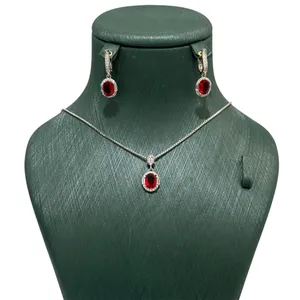 نیم ست نقره زنانه سیلور شهر
مدل رومینا کد 0028