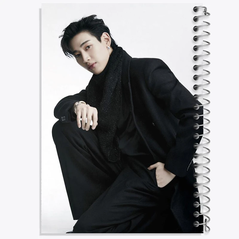 دفتر نقاشی 50 برگ خندالو مدل بم بم گروه گات سون GOT7 کد 20933