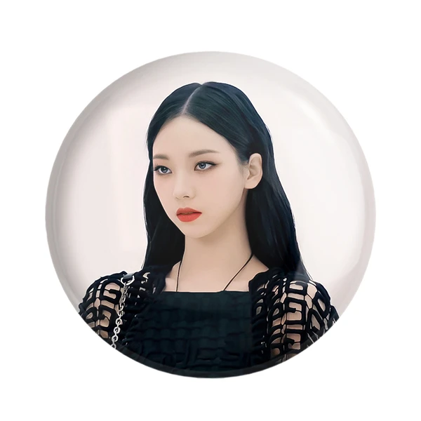 مگنت خندالو طرح کارینا گروه آسپا Aespa کد 12464