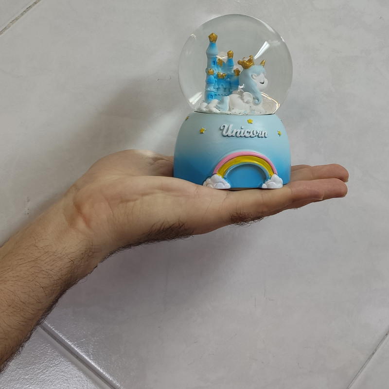 گوی موزیکال مدل چراغ دار طرح یونیکورن