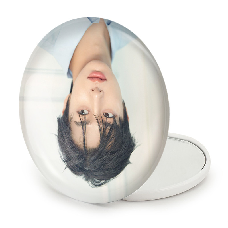 آینه جیبی خندالو طرح هیونگ وون گروه مانستا اکس MONSTA X مدل تاشو کد 21182