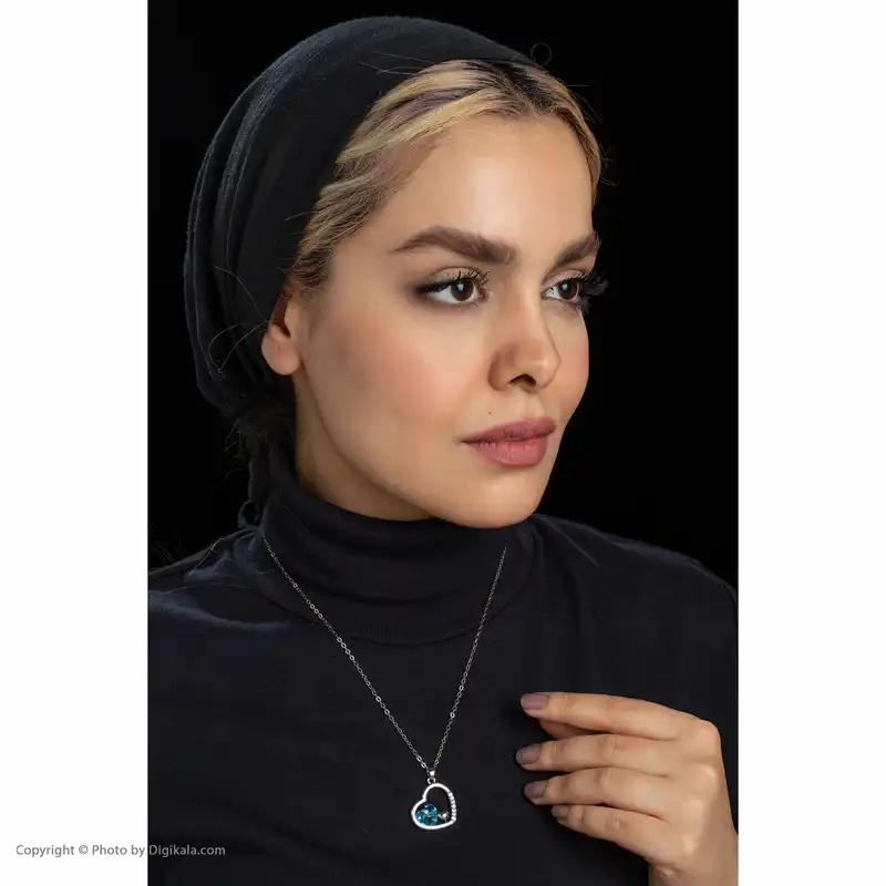گردنبند زنانه کوبیک مدل QN-65903