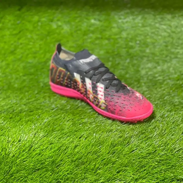 کفش فوتبال  مدل استوک ریز ساقدار ADI-PREDATOR