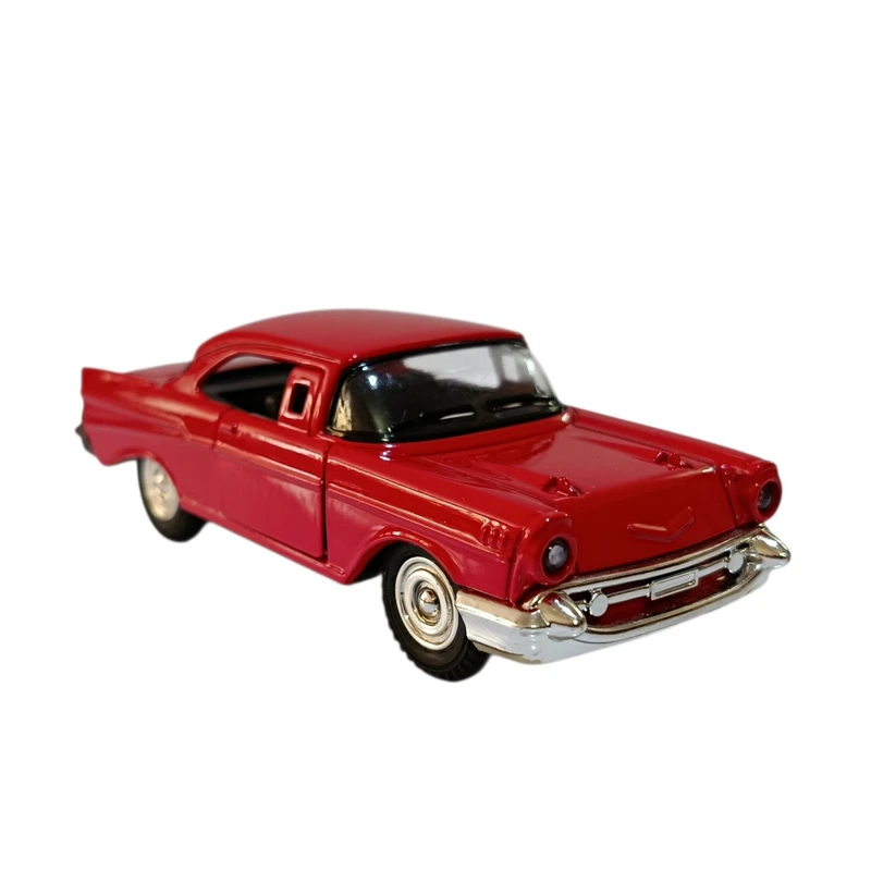 ماشین بازی مدل شورلت Chevrolet Bel Air 1957 فلزی با درِ بازشو مقیاس 1:32 طراحی با جزئیات دقیق