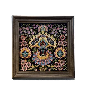 تابلو فرش دستباف طرح گل 