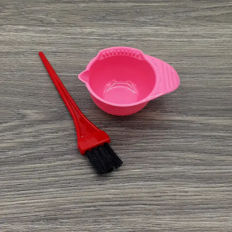 کاسه رنگ ابرو کد mk671 به همراه برس رنگ ابرو