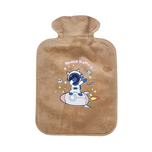 کیسه آب گرم مدل فضانورد کد KIS-093 با ظرفیت 300 میلی لیتر