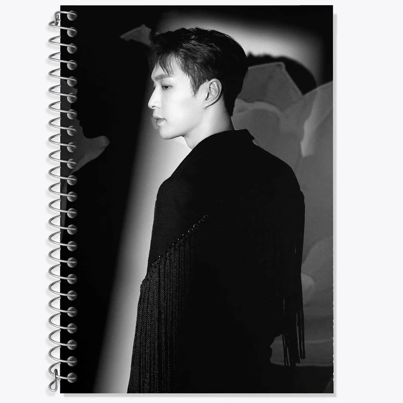 دفتر زبان 50 برگ خندالو مدل سه خط طرح لی گروه اکسو EXO کد 16849