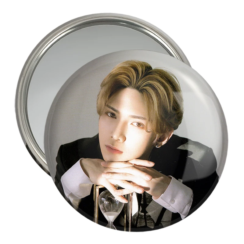 آینه جیبی خندالو مدل یوسانگ گروه ایتیز ATEEZ  کد 21227