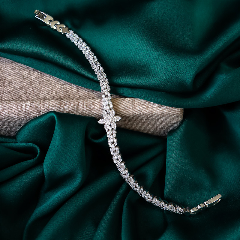 دستبند نقره زنانه جی تی ای مدل جی نایس