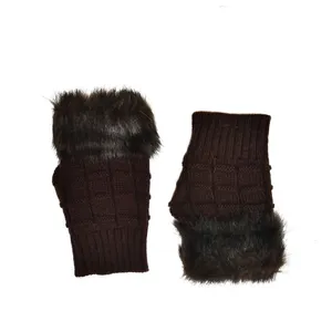 دستکش بافتنی زنانه مدل خزدار کد 01