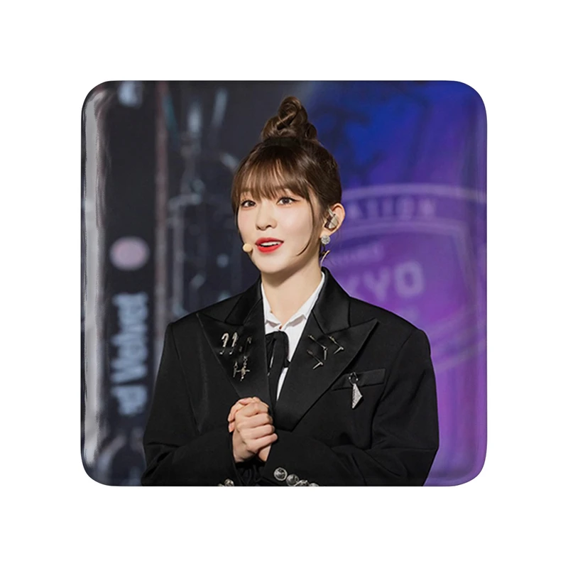 مگنت خندالو طرح آیرین گروه رد ولوت Red Velvet  مدل مربعی کد 19666