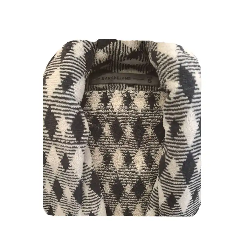 حوله پالتویی برق لامع طرح لوزی مخمل سایز 115