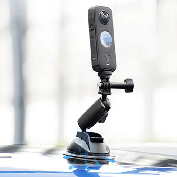 دوربین فیلم برداری ورزشی اینستا 360 مدل ONE RS TWIN  به همراه لوازم جانبی