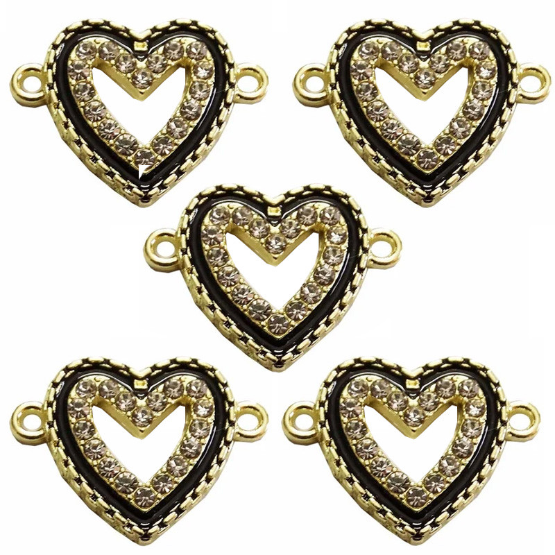 آویز دستبند دخترانه مدل قلب رویایی نگین دار کد 9201 بسته 5 عددی