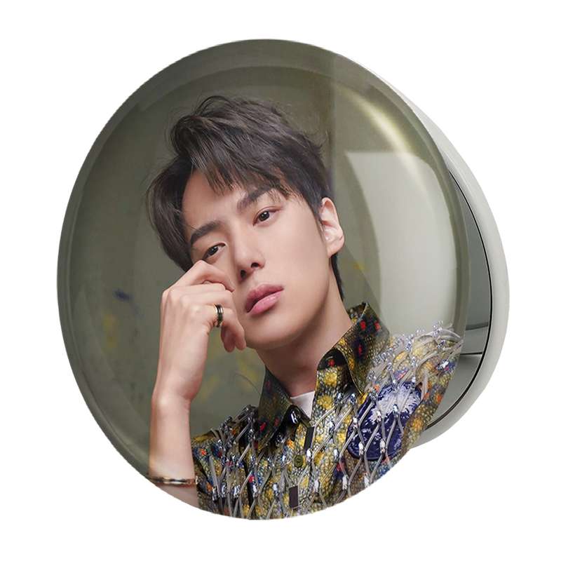 آینه جیبی خندالو طرح مینهیوک گروه مانستا اکس MONSTA X مدل تاشو کد 21169