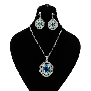 نیم ست نقره زنانه کد AV142