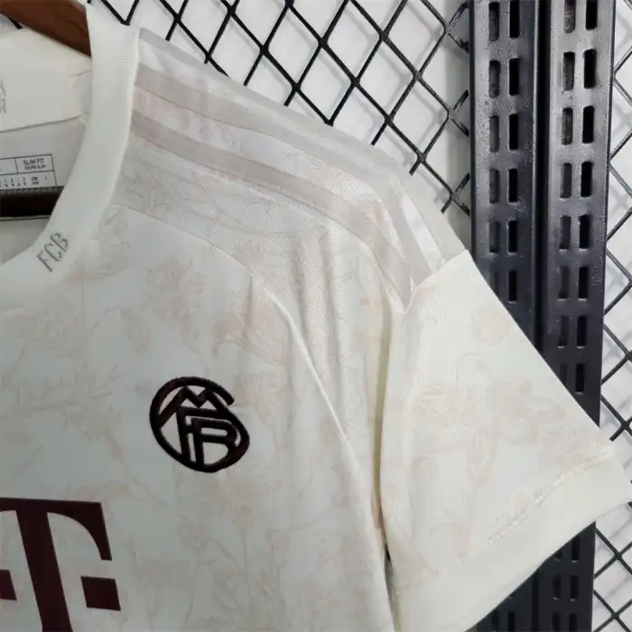 تی شرت ورزشی مردانه مدل بایرن مونیخ 2024