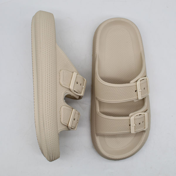 دمپایی حمام مدل دوبنده سگک دار کاسپین کد 1361-BK