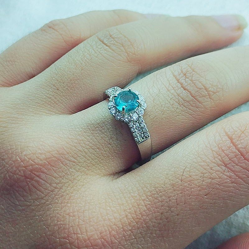 انگشتر نقره زنانه سلین کالا مدل توپاز کد D-1 انگشتر نقره زنانه سلین کالا مدل توپاز کد D-1