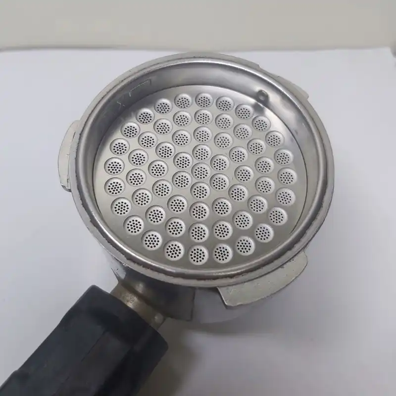 پاک اسکرین مدل حفره دار کد 51