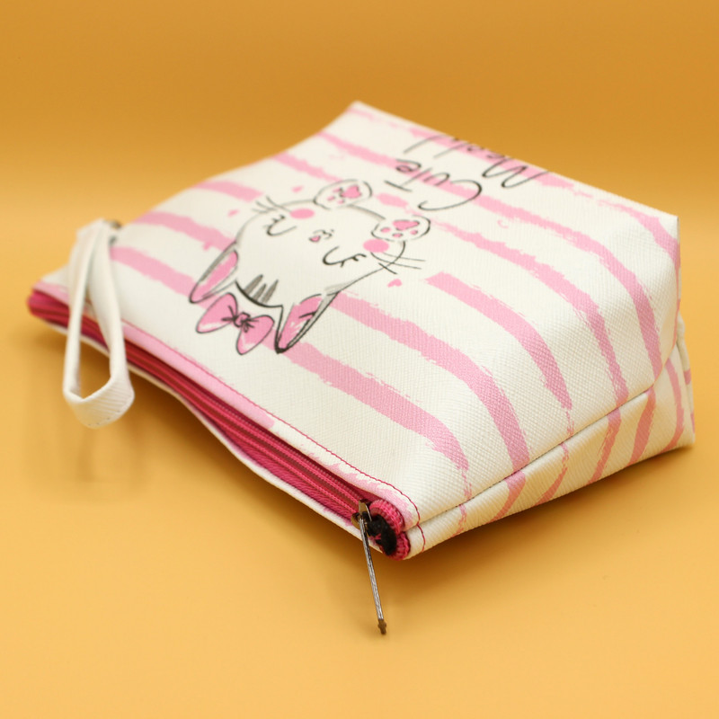 کیف لوازم آرایش زنانه مدل پیشی کد IDM419