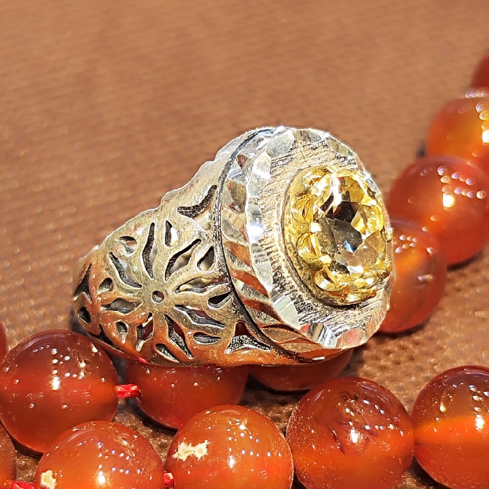 انگشتر نقره مردانه مدل سنگ سیترین کد 550 انگشتر نقره مردانه مدل سنگ سیترین کد 550