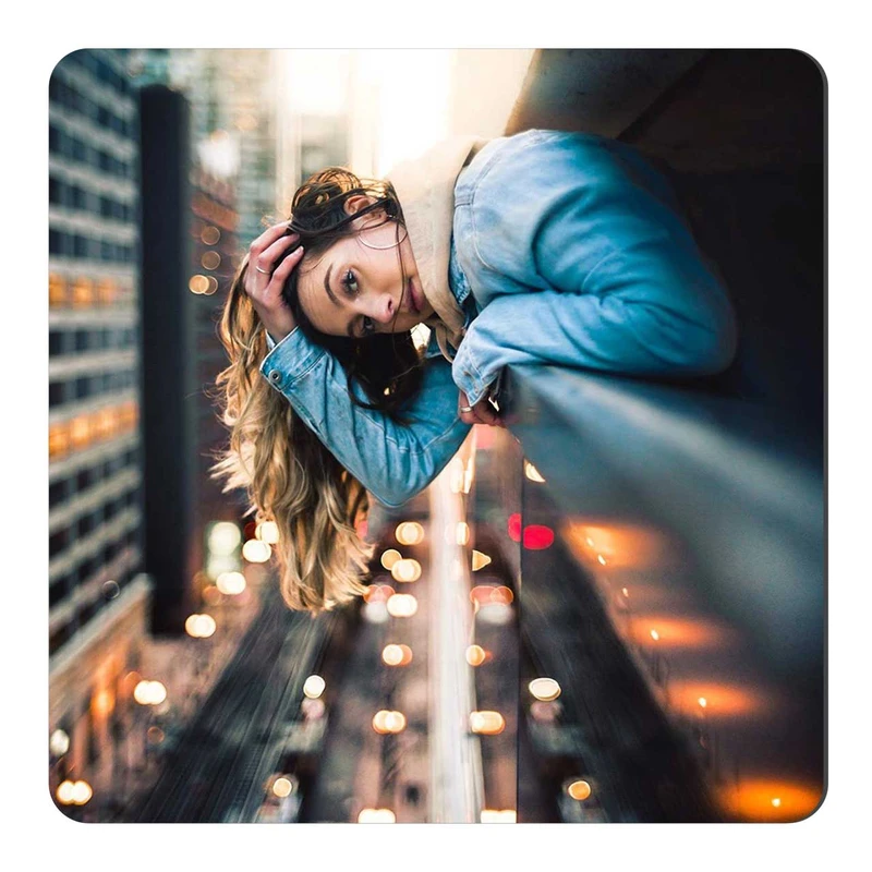  مگنت طرح زن و منظره شهری کد wmg643