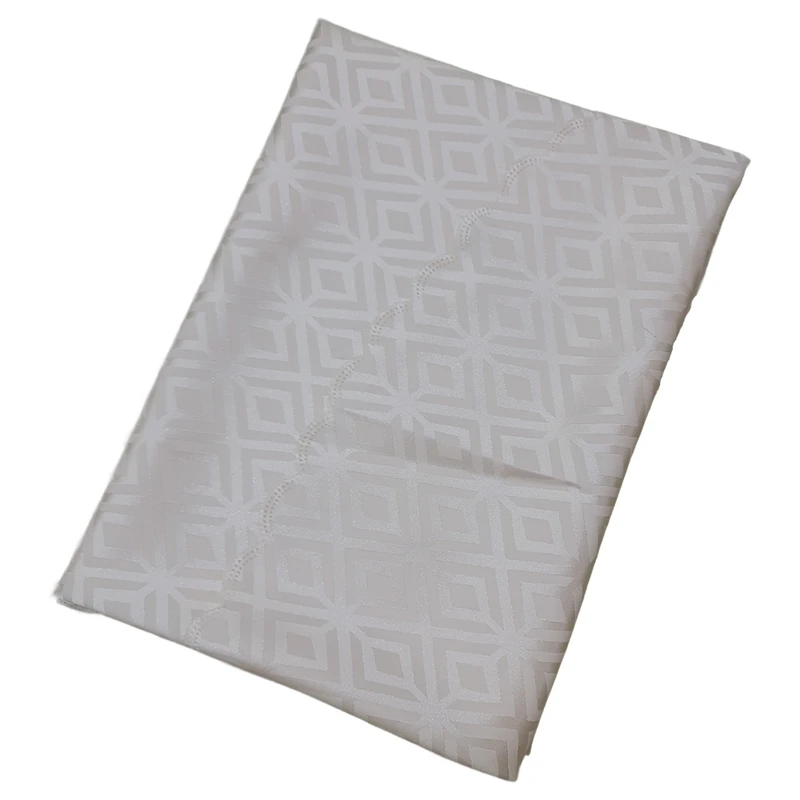 رومیزی رزین تاژ مدل تیارا سایز 150x150 سانتی‌متر