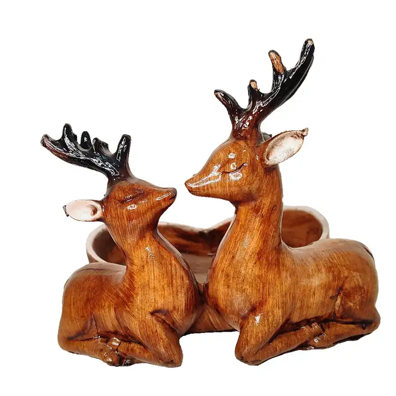 مجسمه مدل گوزن شکلات خوری