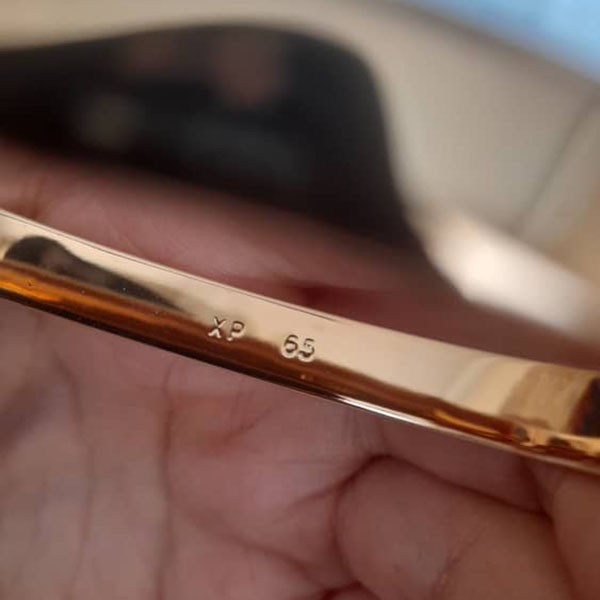 دستبند زنانه ژوپینگ مدل النگویی بیضی 720 دستبند زنانه ژوپینگ مدل النگویی بیضی 720