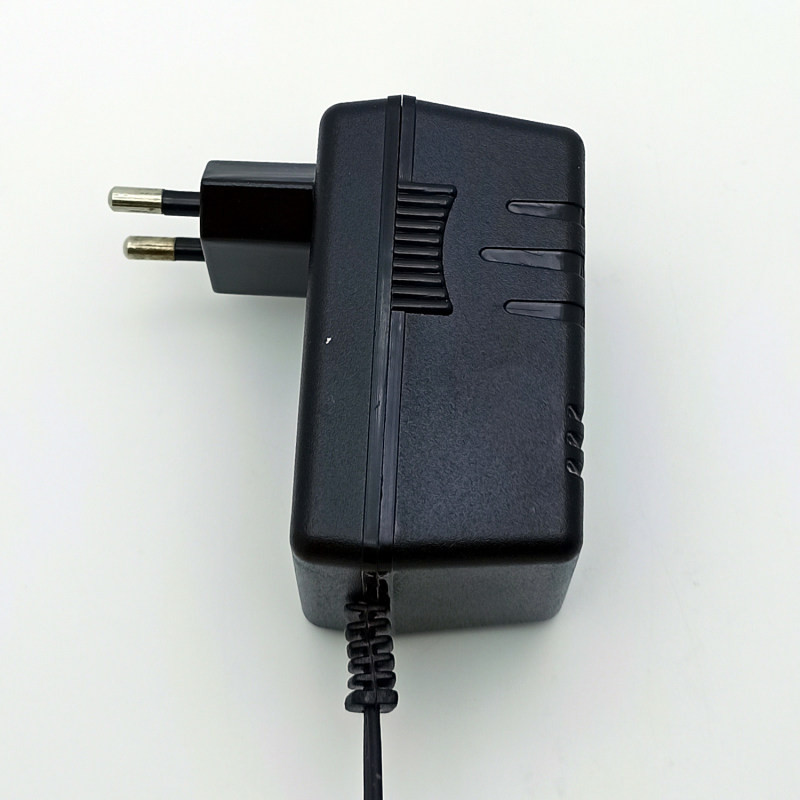 آداپتور 3 ولت 500 میلی آمپر مدل abgarmkon آداپتور 3 ولت 500 میلی آمپر مدل abgarmkon