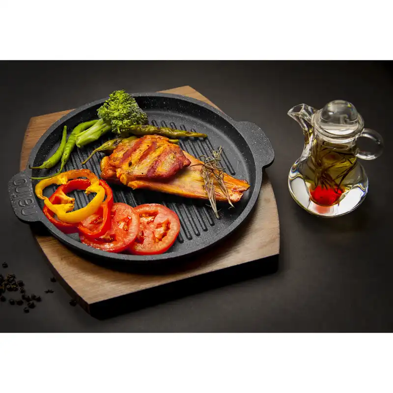 تابه گریل چدن نالینو مدل Fahita سایز 20 به همراه استند چوبی