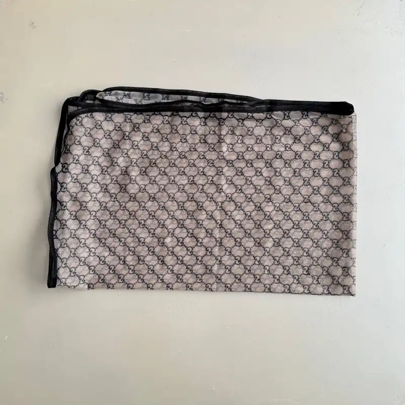 شال زنانه مدل توری تابستانی زنجیری ریز دور نوار دوزی