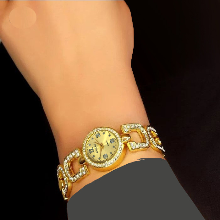 ساعت مچی عقربه ای زنانه مدل نگین دار کد GA1