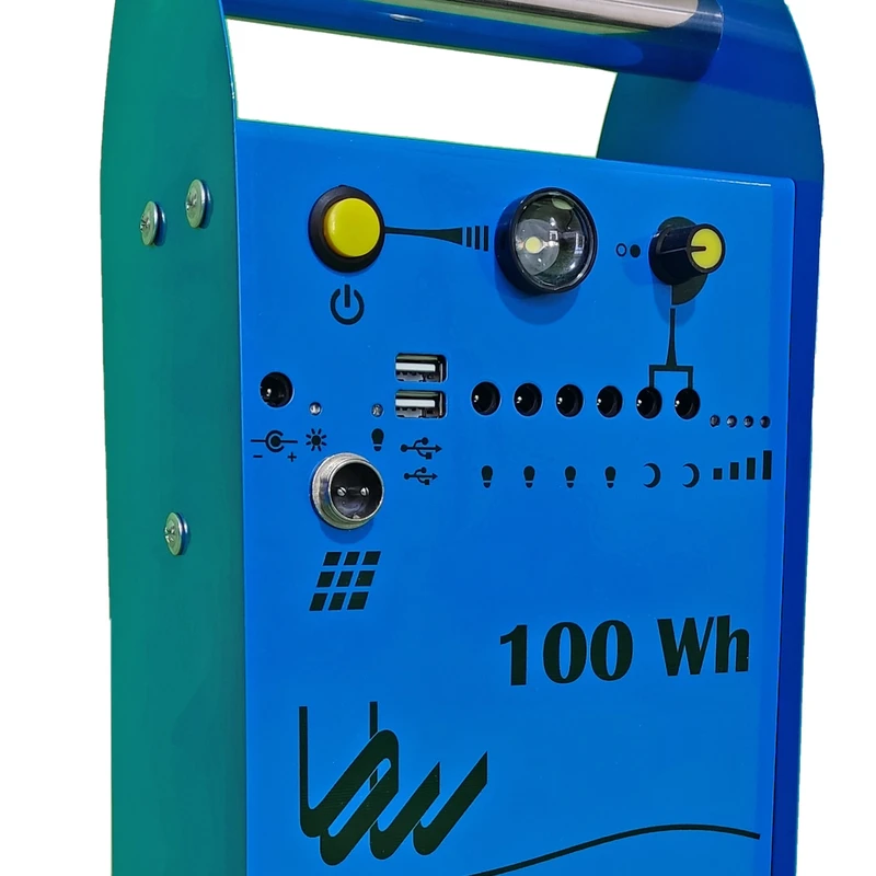 عکس شماره 2 : پکیج خورشیدی سیار 100 وات رساما مدل p100w-30w