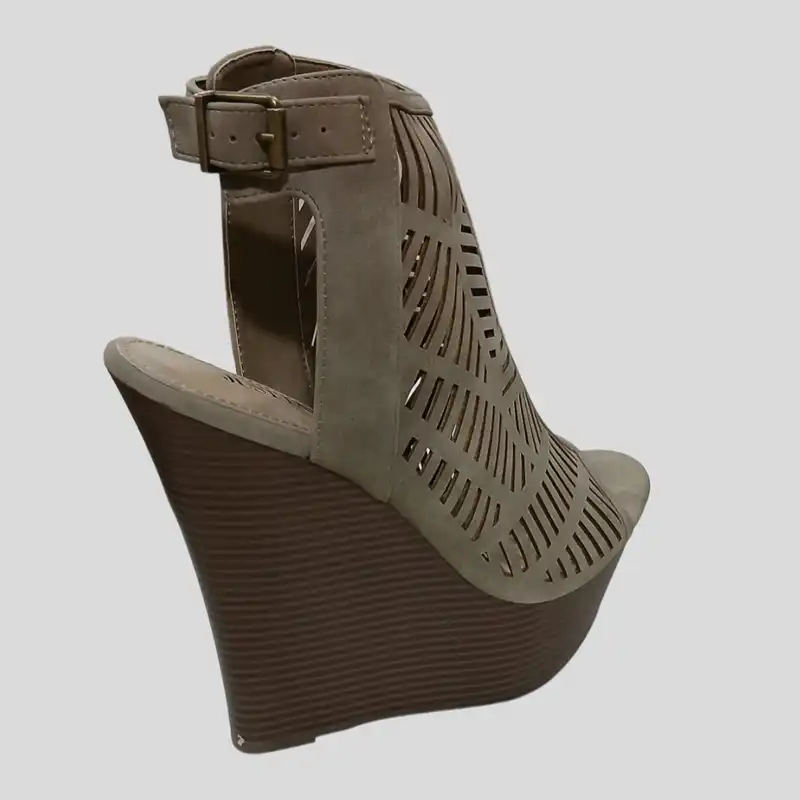 صندل زنانه جاست فاب مدل Nsm3