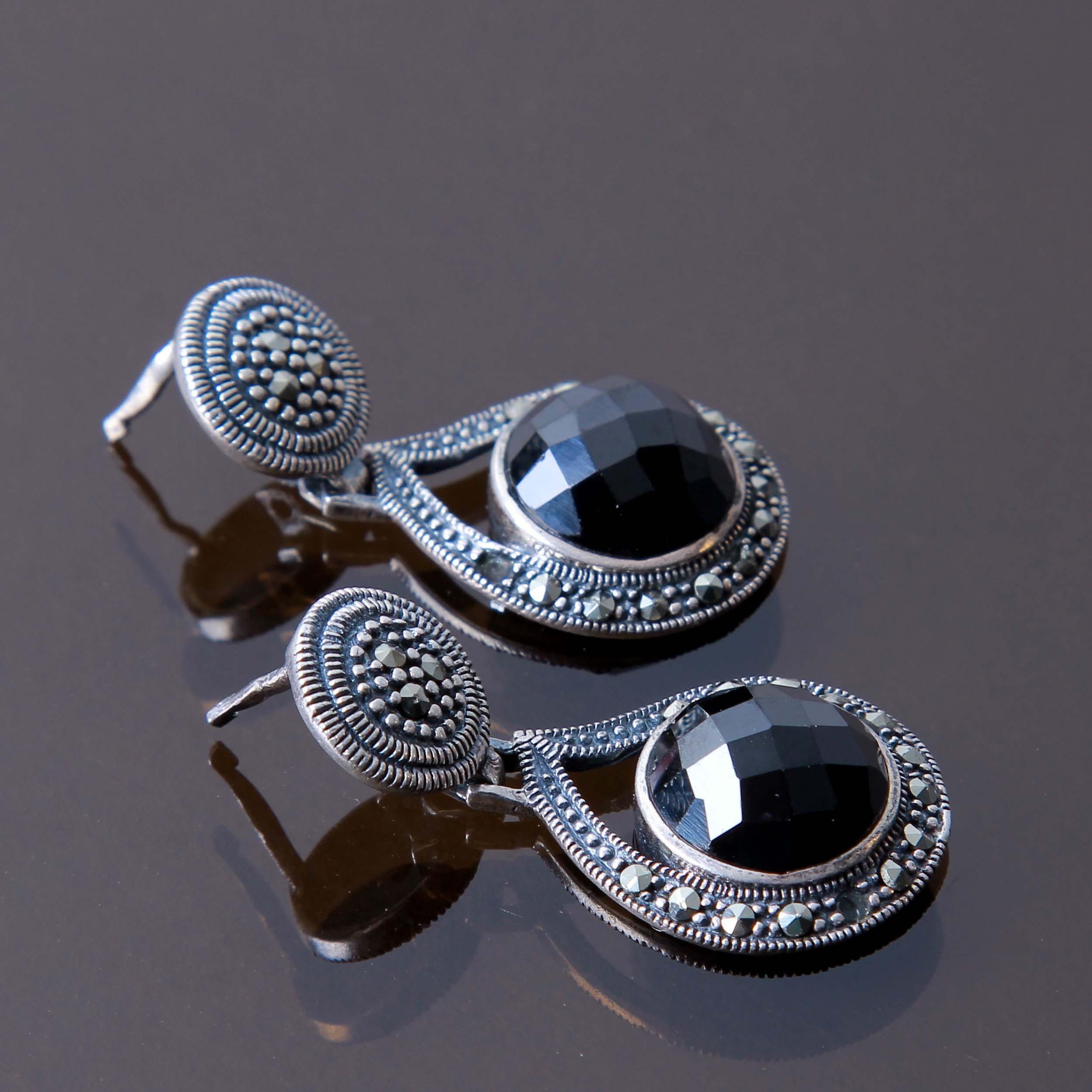 گوشواره نقره زنانه بازرگانی میلادی مدل فانتزی سنگ حدید فول نگین بدون ریزش ابکاری رادیوم کد GZN_201