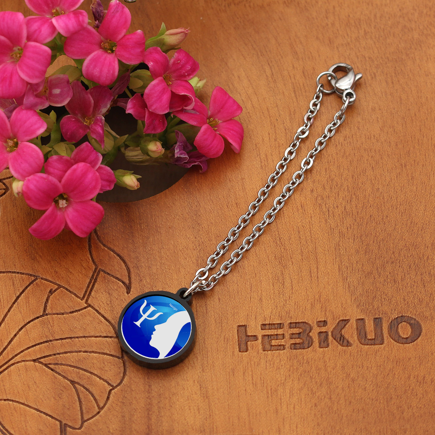 آویز ساعت زنانه ناکسیگو مدل شب تاب طرح روانشناسی کد AW8848 آویز ساعت زنانه ناکسیگو مدل شب تاب طرح روانشناسی کد AW8848