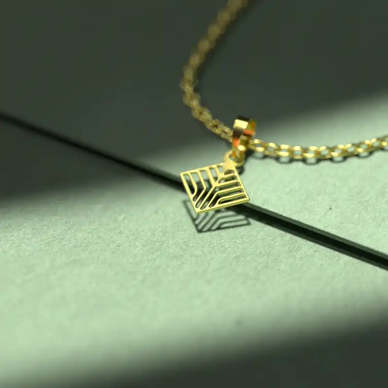 گردنبند طلا 18 عیار زنانه مدوپد مدل هندسی کد A3-1-1070