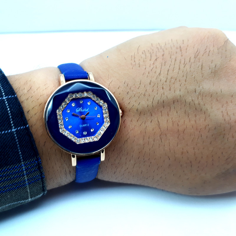 ساعت مچی عقربه ای زنانه مدل مجلسی کد 20 ساعت مچی عقربه ای زنانه مدل مجلسی کد 20